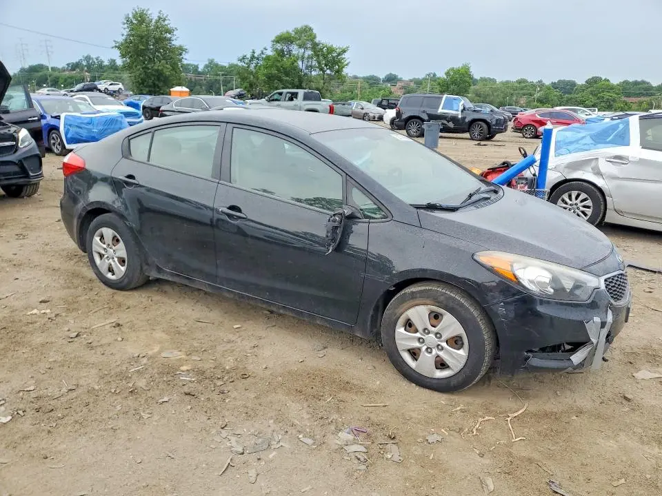 2015 KIA FORTE LX  