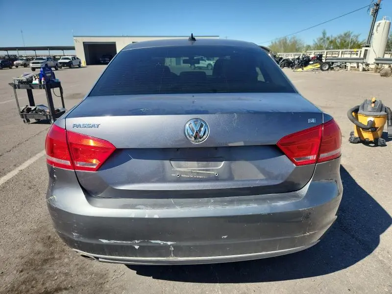 2012 VOLKSWAGEN PASSAT SE  