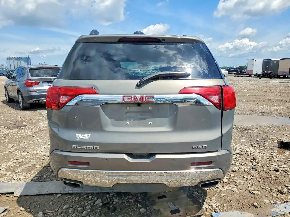 2019 GMC ACADIA DENALI  