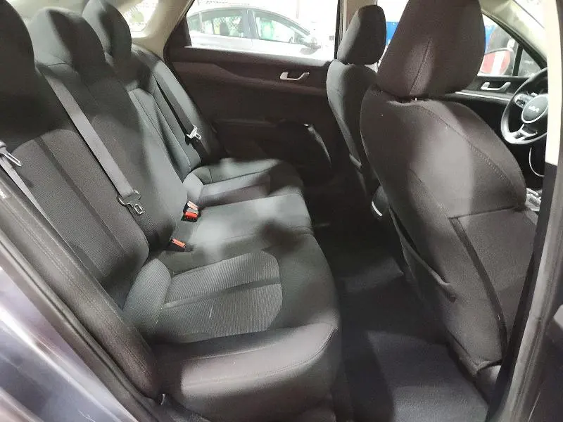 2022 KIA K5 LX  