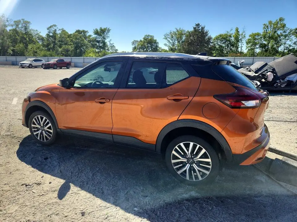 2023 NISSAN KICKS SV  