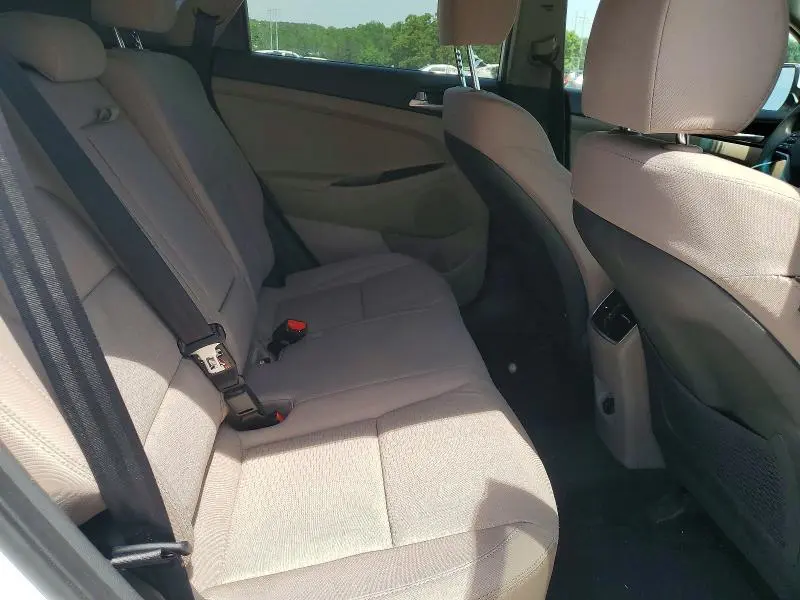 2020 HYUNDAI TUCSON SEL  