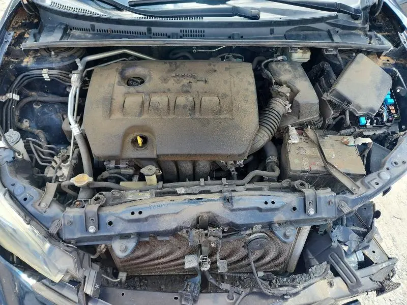 2017 TOYOTA COROLLA SE  