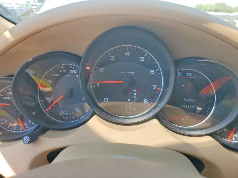 2013 PORSCHE CAYENNE   