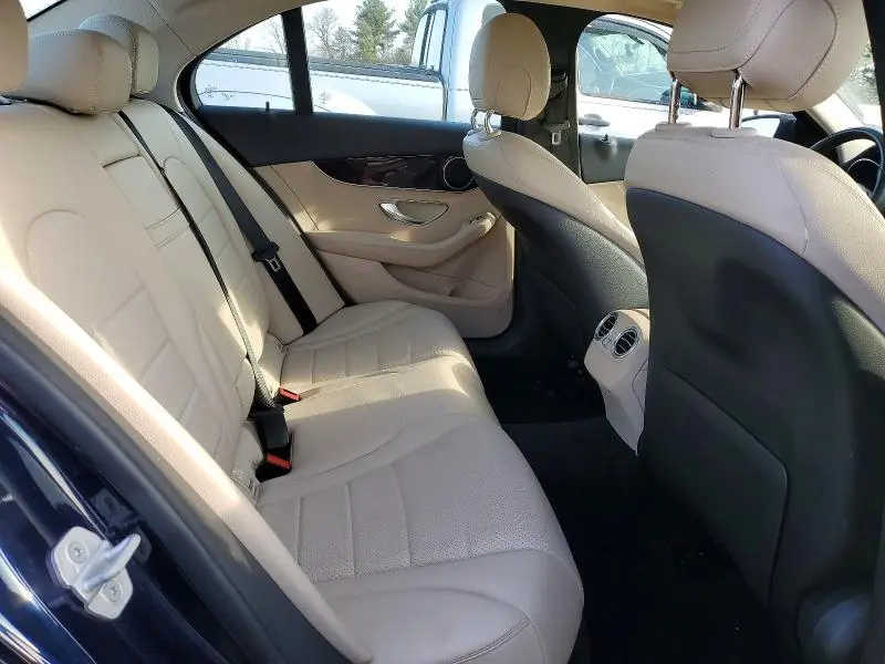 2016 MERCEDES-BENZ C 300  