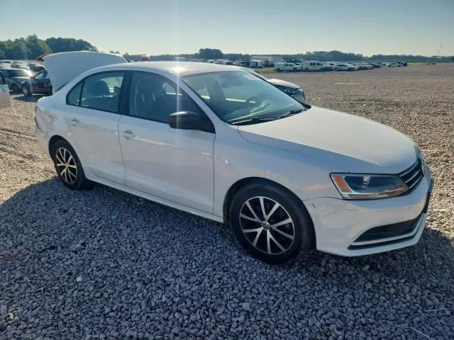 2016 VOLKSWAGEN JETTA SE  