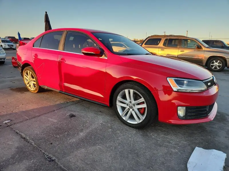 2014 VOLKSWAGEN JETTA