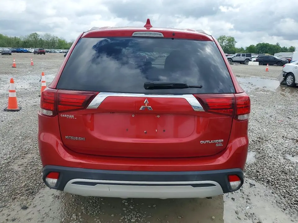 2019 MITSUBISHI OUTLANDER SE  