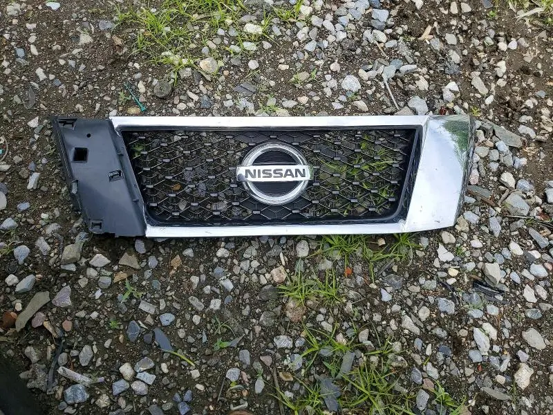 2014 NISSAN PATHFINDER SV  