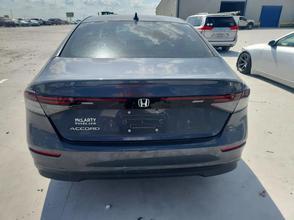 2024 HONDA ACCORD EX  