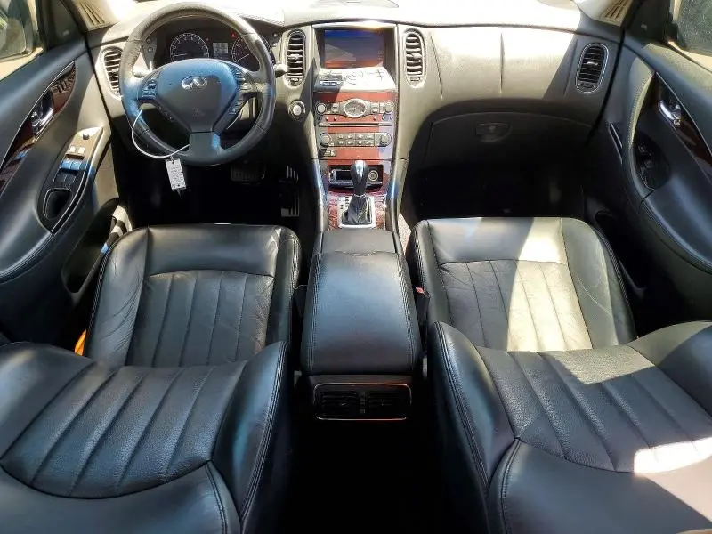 2017 INFINITI QX50 BASE  