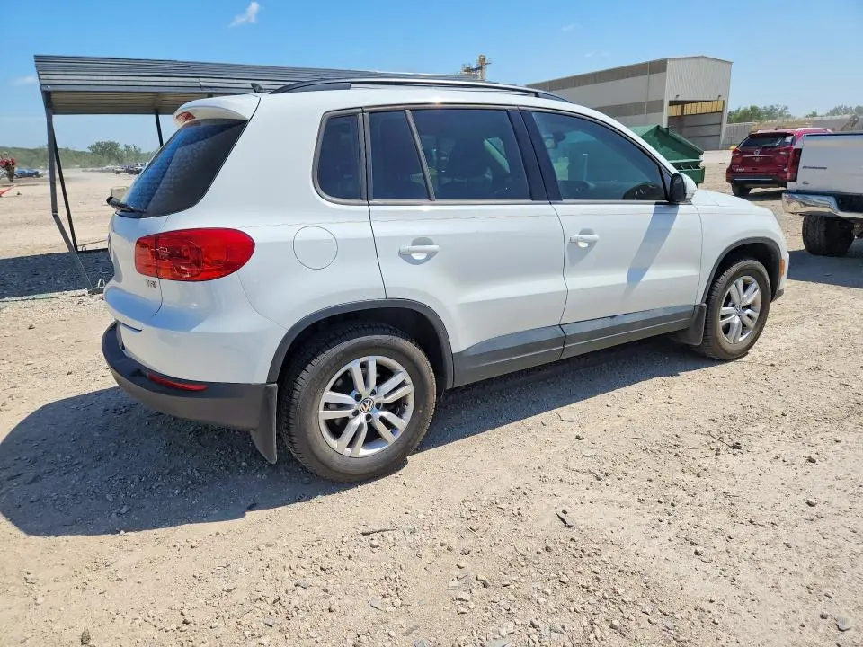 2017 VOLKSWAGEN TIGUAN S  