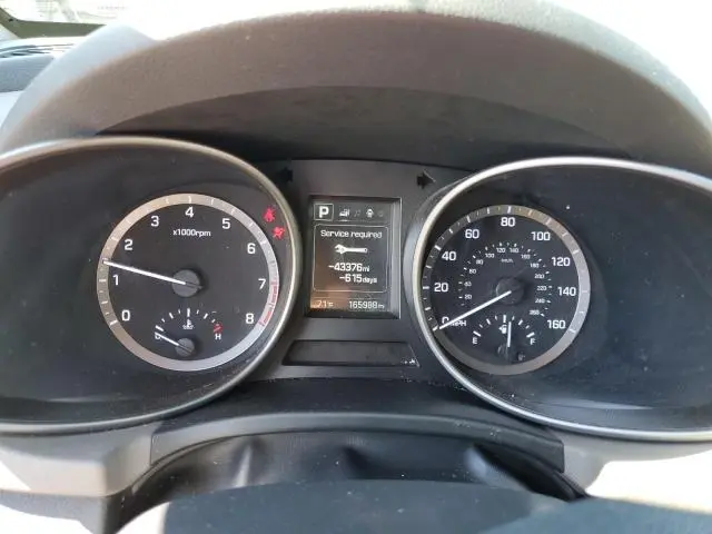 2017 HYUNDAI SANTA FE SE  