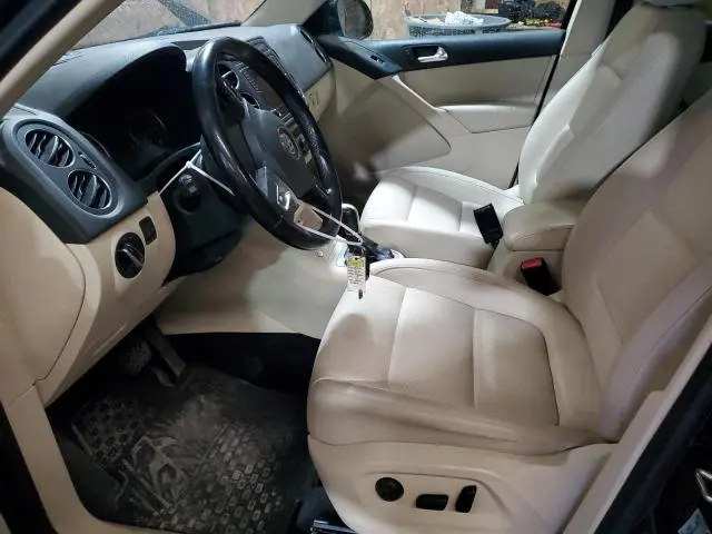 2016 VOLKSWAGEN TIGUAN S  