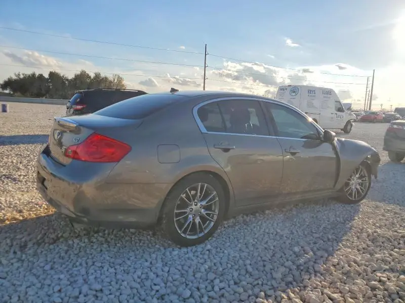 2011 INFINITI G37 BASE  