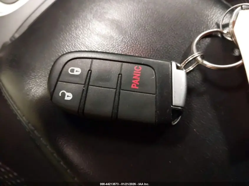 2019 DODGE JOURNEY SE VALUE PACKAGE