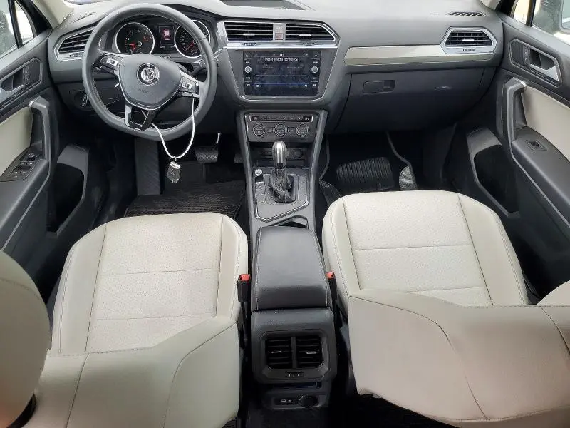2021 VOLKSWAGEN TIGUAN SE  