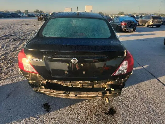 2015 NISSAN VERSA S  