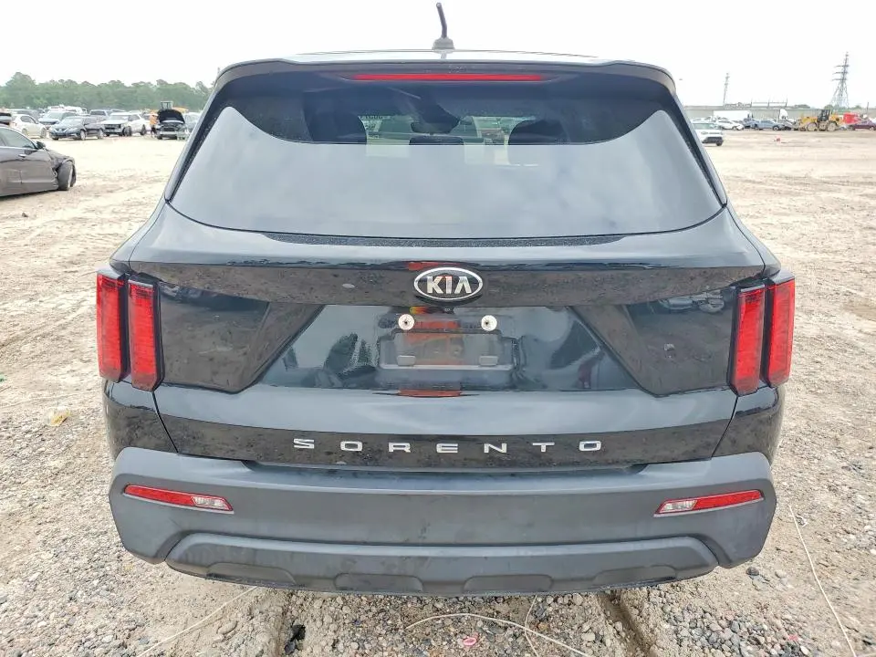 2021 KIA SORENTO LX  