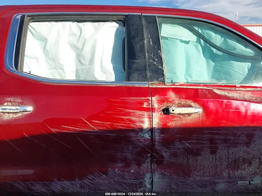 2021 GMC SIERRA 1500 4WD  SHORT BOX DENALI