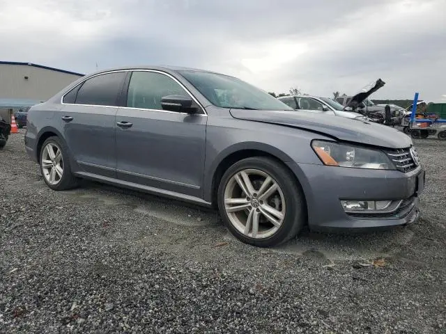 2013 VOLKSWAGEN PASSAT SEL