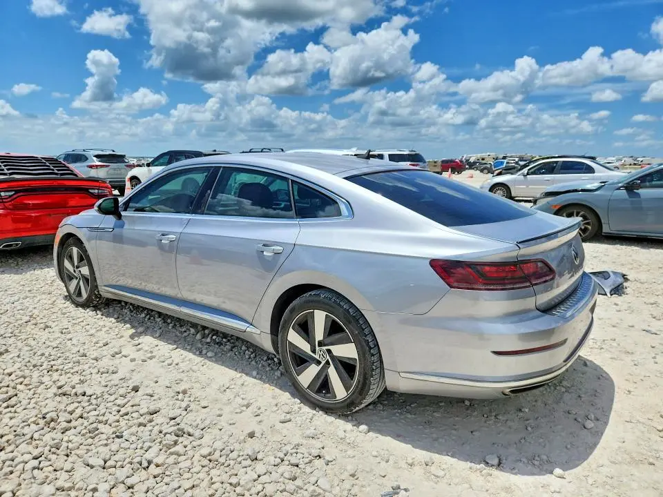 2021 VOLKSWAGEN ARTEON SE  