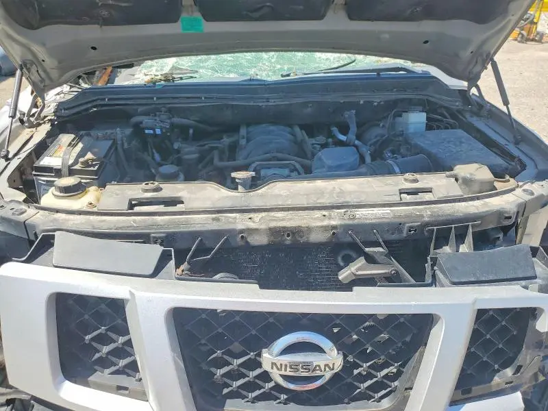 2013 NISSAN ARMADA SV  
