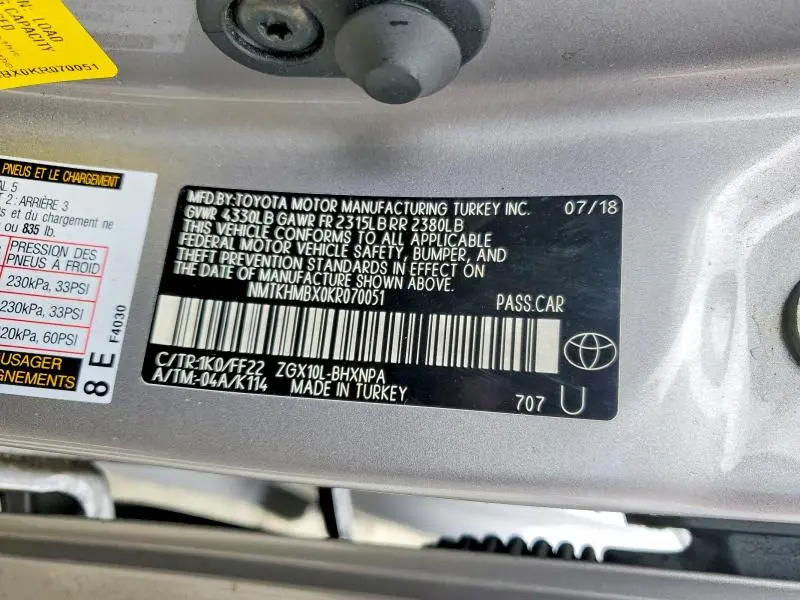 2019 TOYOTA C-HR XLE  