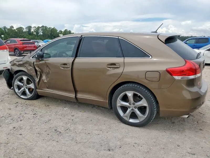 2010 TOYOTA VENZA   