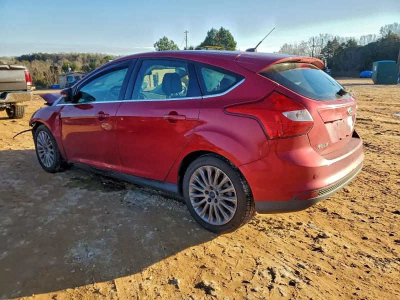 2012 FORD FOCUS TITANIUM  