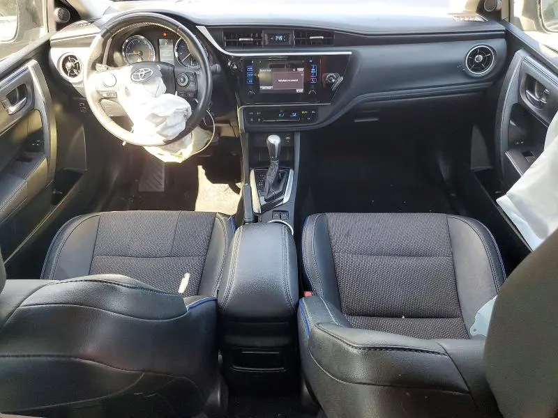 2018 TOYOTA COROLLA SE  