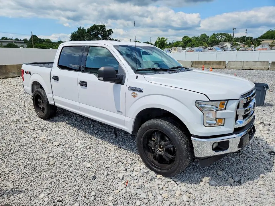 2017 FORD F150 SUPERCREW  