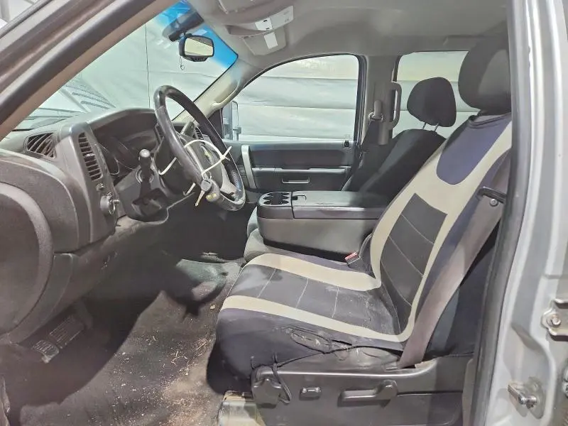 2011 CHEVROLET SILVERADO K2500 HEAVY DUTY LT  