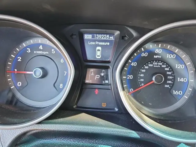 2017 HYUNDAI ELANTRA GT   