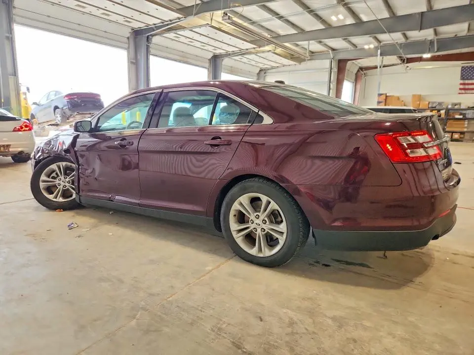 2018 FORD TAURUS SEL  