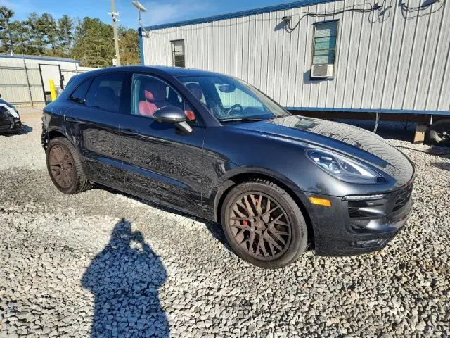 2017 PORSCHE MACAN GTS  