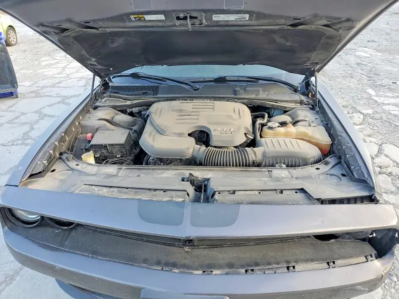 2016 DODGE CHALLENGER SXT  