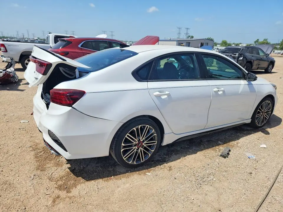 2022 KIA FORTE GT  