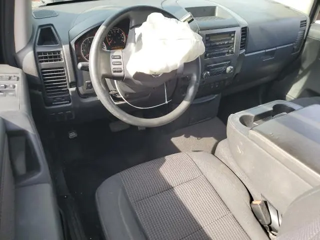 2010 NISSAN TITAN XE