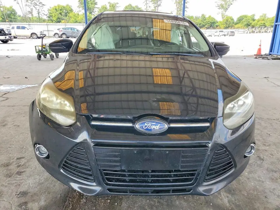 2012 FORD FOCUS TITANIUM  