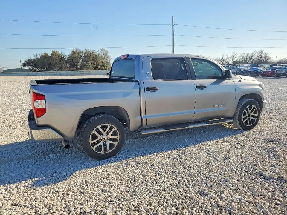 2018 TOYOTA TUNDRA SR5  