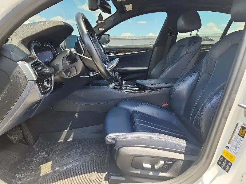 2017 BMW 540 XI  