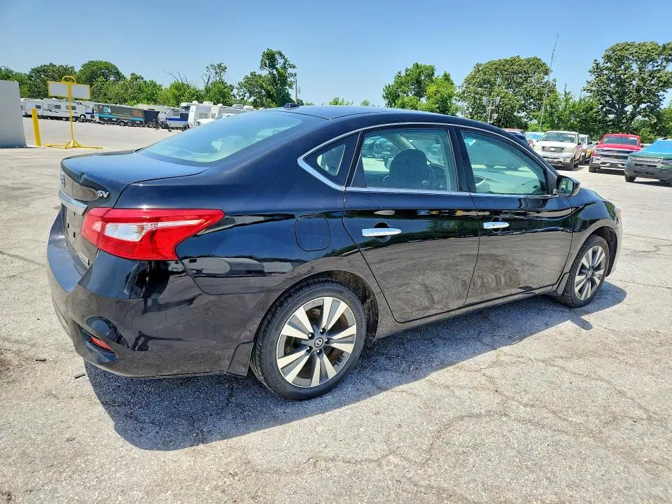 2019 NISSAN SENTRA SV  