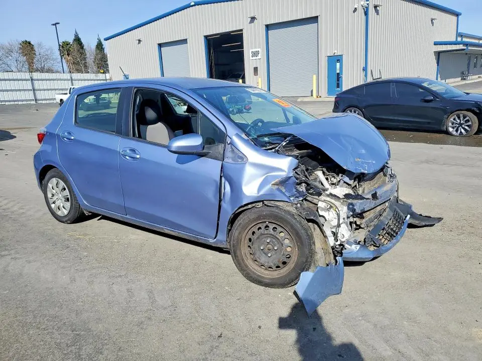 2013 TOYOTA YARIS 5-DOOR LE  