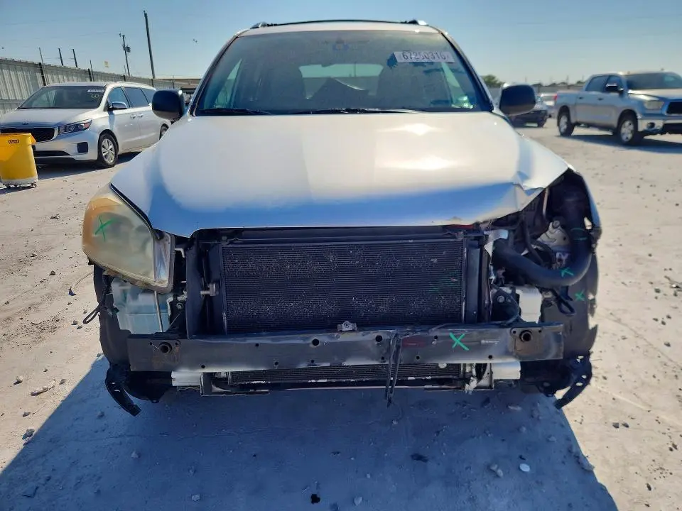 2011 TOYOTA RAV4 BASE  