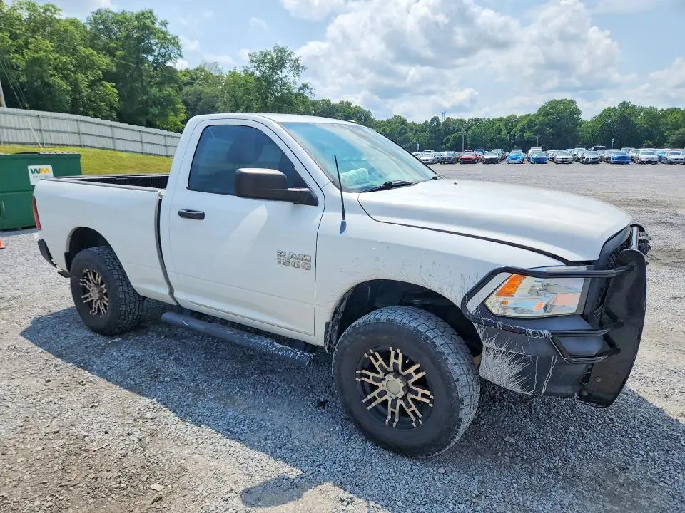 2013 RAM 1500 ST  