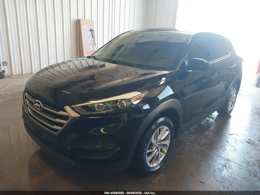 2018 HYUNDAI TUCSON SE