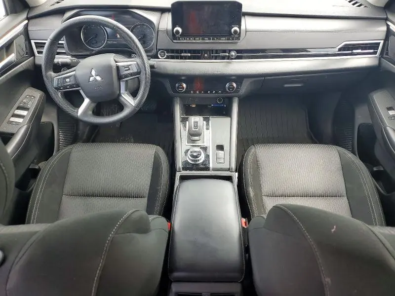 2024 MITSUBISHI OUTLANDER ES  