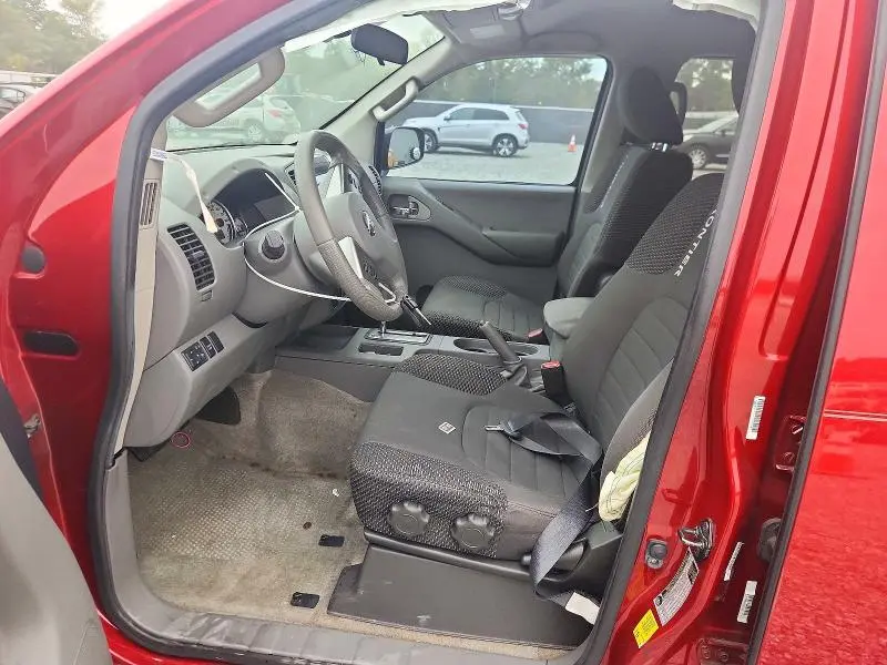 2012 NISSAN FRONTIER S  
