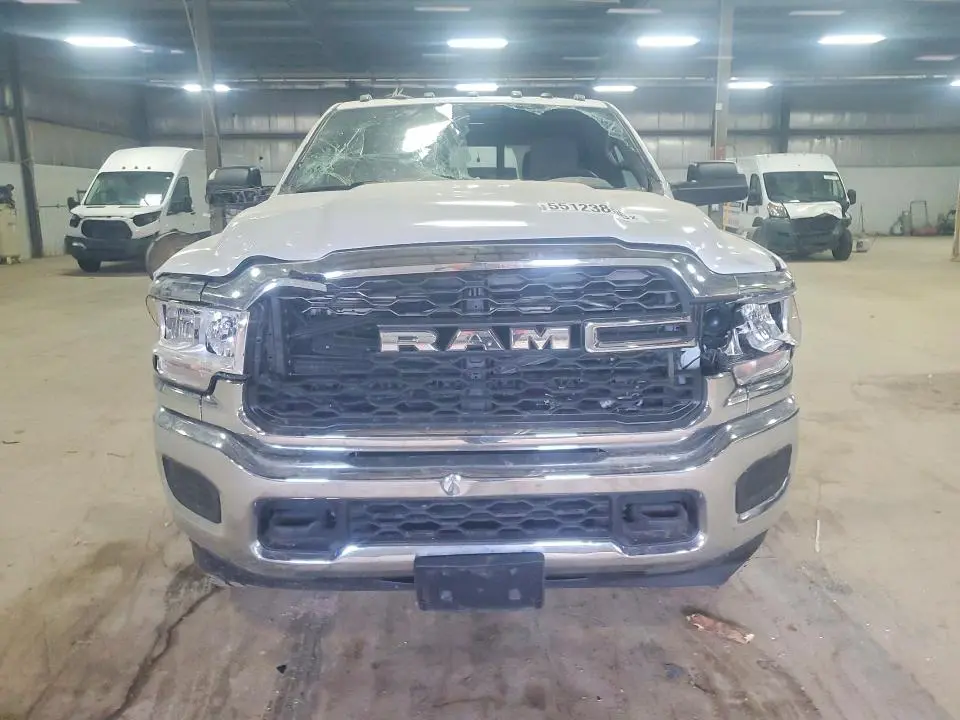 2022 RAM 3500 TRADESMAN  
